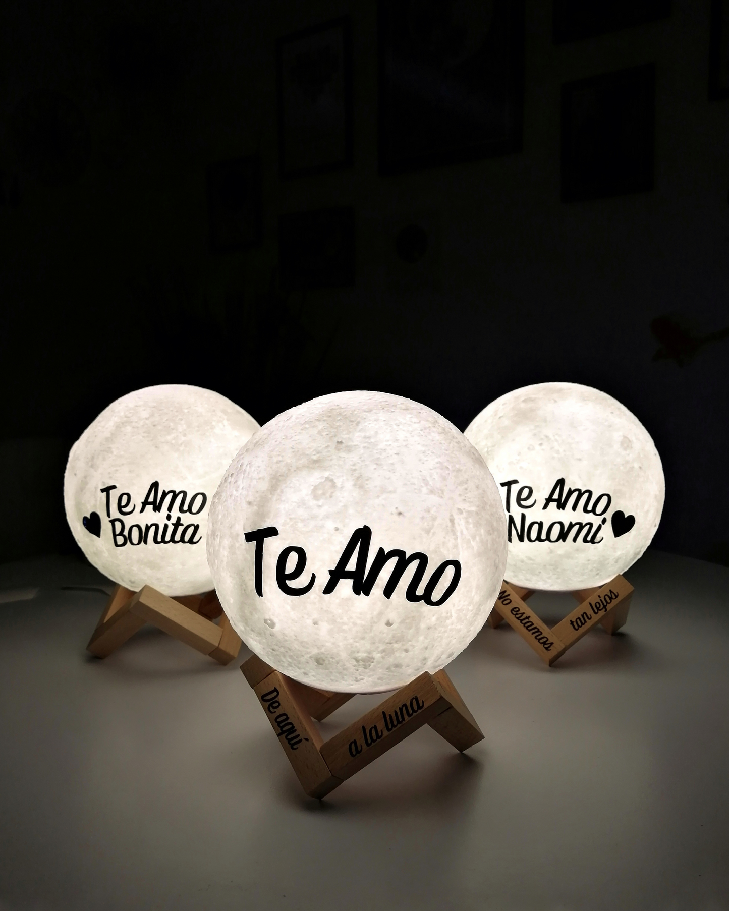 Lámpara Luna RGB (Touch) 15 cm diámetro (EDICIÓN LIMITADA)